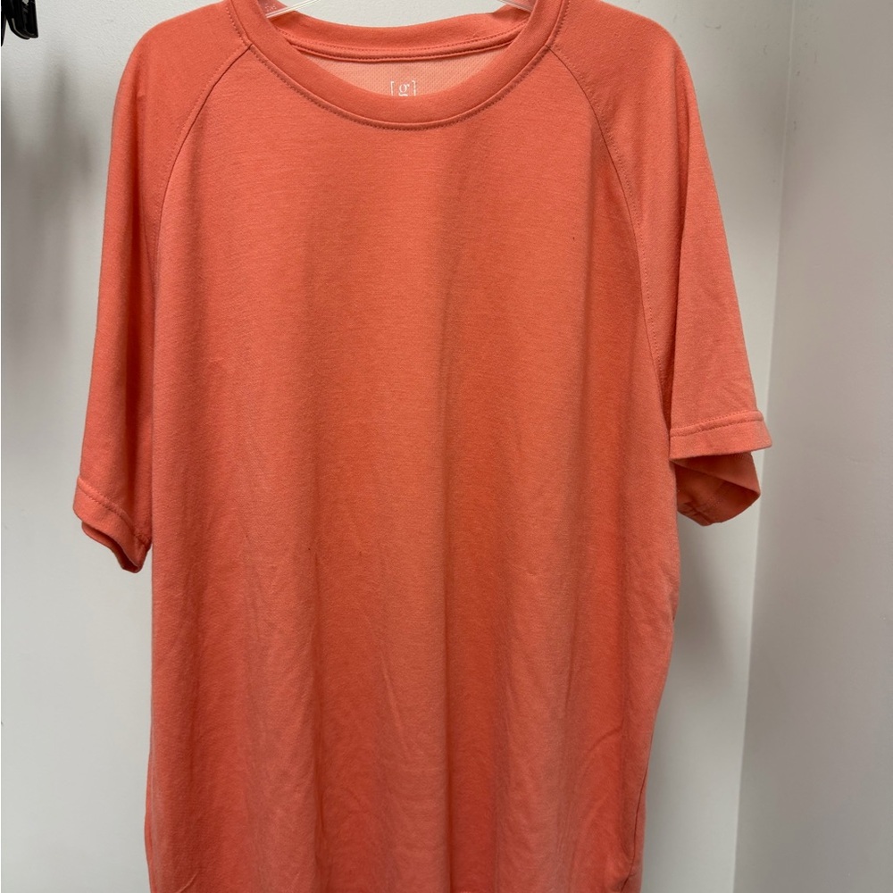 George Coral Short-Sleeve Crewneck T-Shirt